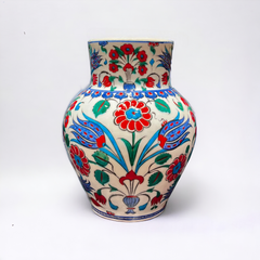 25cm Quartz vase with tulip and daisy iznik floral pattern