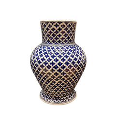 35cm quartz vase with geometrical navy blue clover iznik pattern