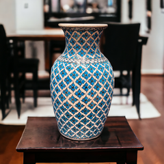 25cm quartz vase with Seljuks turquoise clover iznik pattern