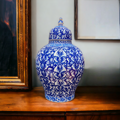 55cm quartz vase with iznik Rumi BabaNakkash pattern
