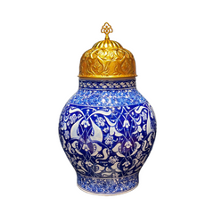 35cm quartz vase with iznik rumi and babaNakkash pattern