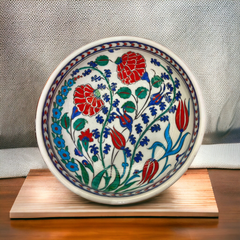 20cm bowl with iznik Classic Floral rose and tulip Pattern
