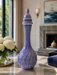 Lidded Iznik Quartz Tugrakesh Decorative Vase