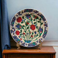30cm quartz plate with tulip and rose iznik floral pattern